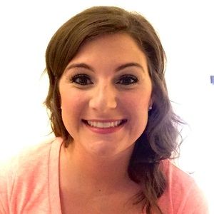 Meet your Posher, Leah